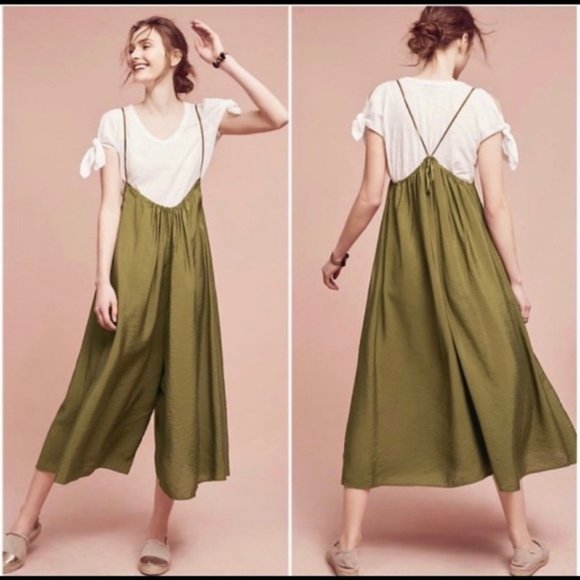 Anthropologie Pants - ANTHROPOLOGIE Akemi+Kin Green Suspender Jumpsuit